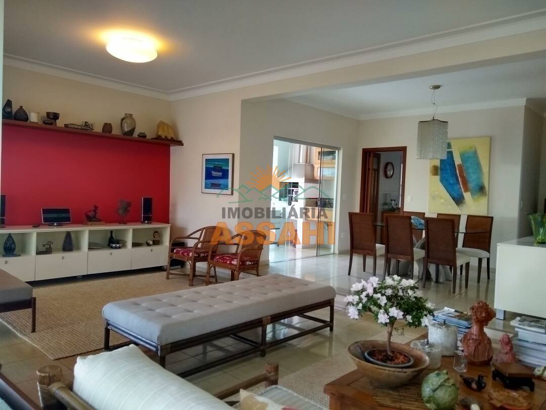 Casa de Condomínio à venda com 4 quartos, 1520m² - Foto 2