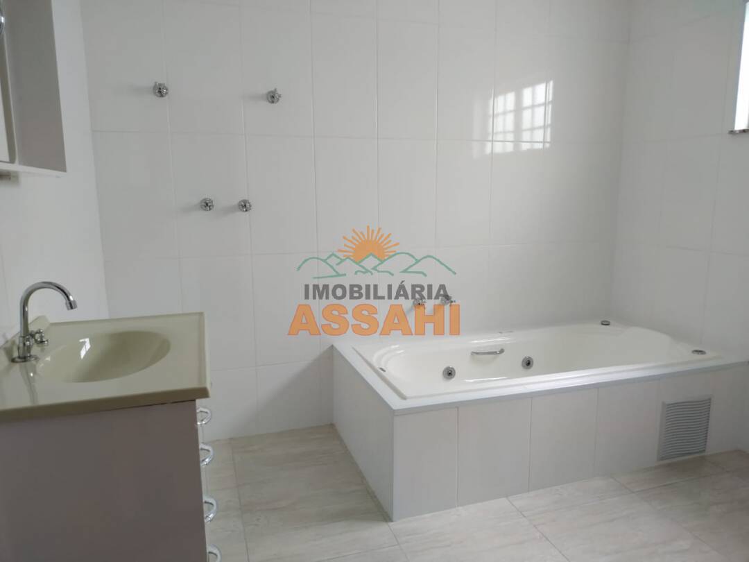 Casa à venda com 4 quartos, 250m² - Foto 10