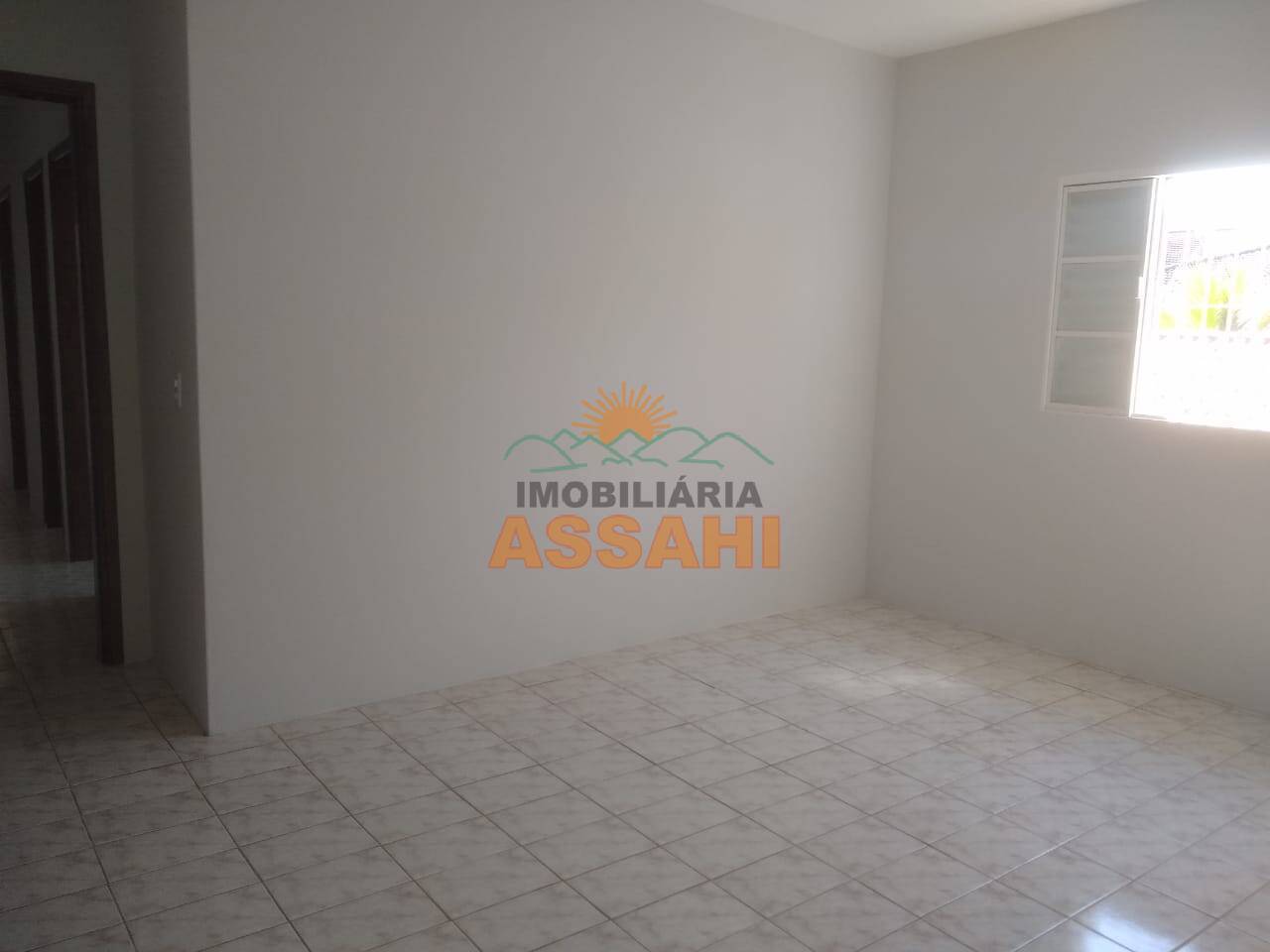 Casa à venda com 3 quartos, 99m² - Foto 4