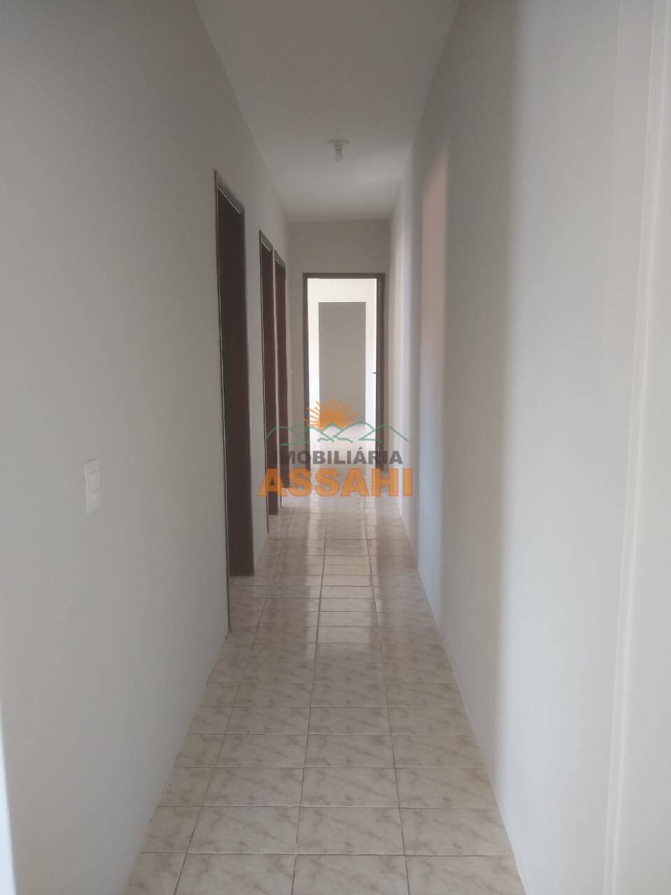 Casa à venda com 3 quartos, 99m² - Foto 3