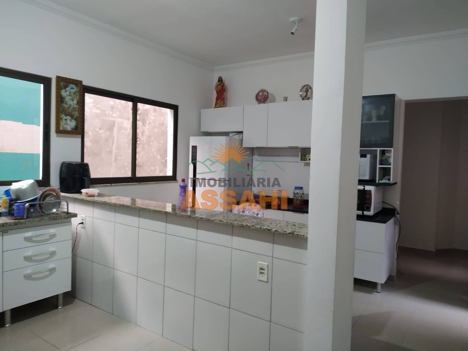 Casa à venda com 3 quartos, 250m² - Foto 3