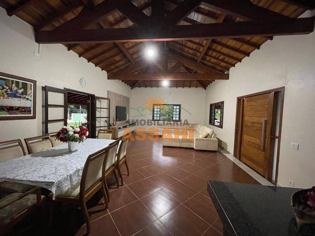 Casa à venda com 4 quartos, 338m² - Foto 4