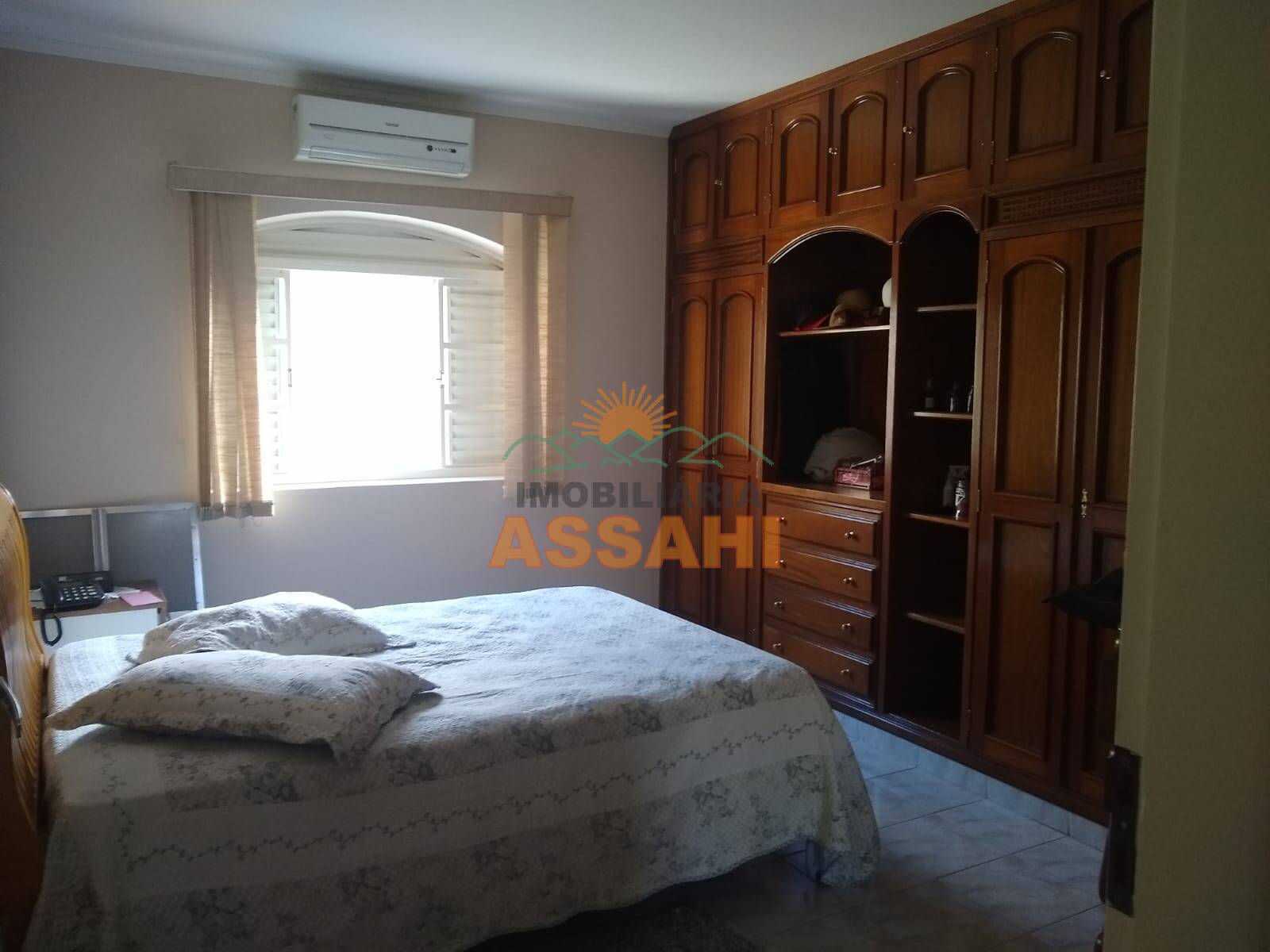 Casa à venda com 3 quartos, 250m² - Foto 9