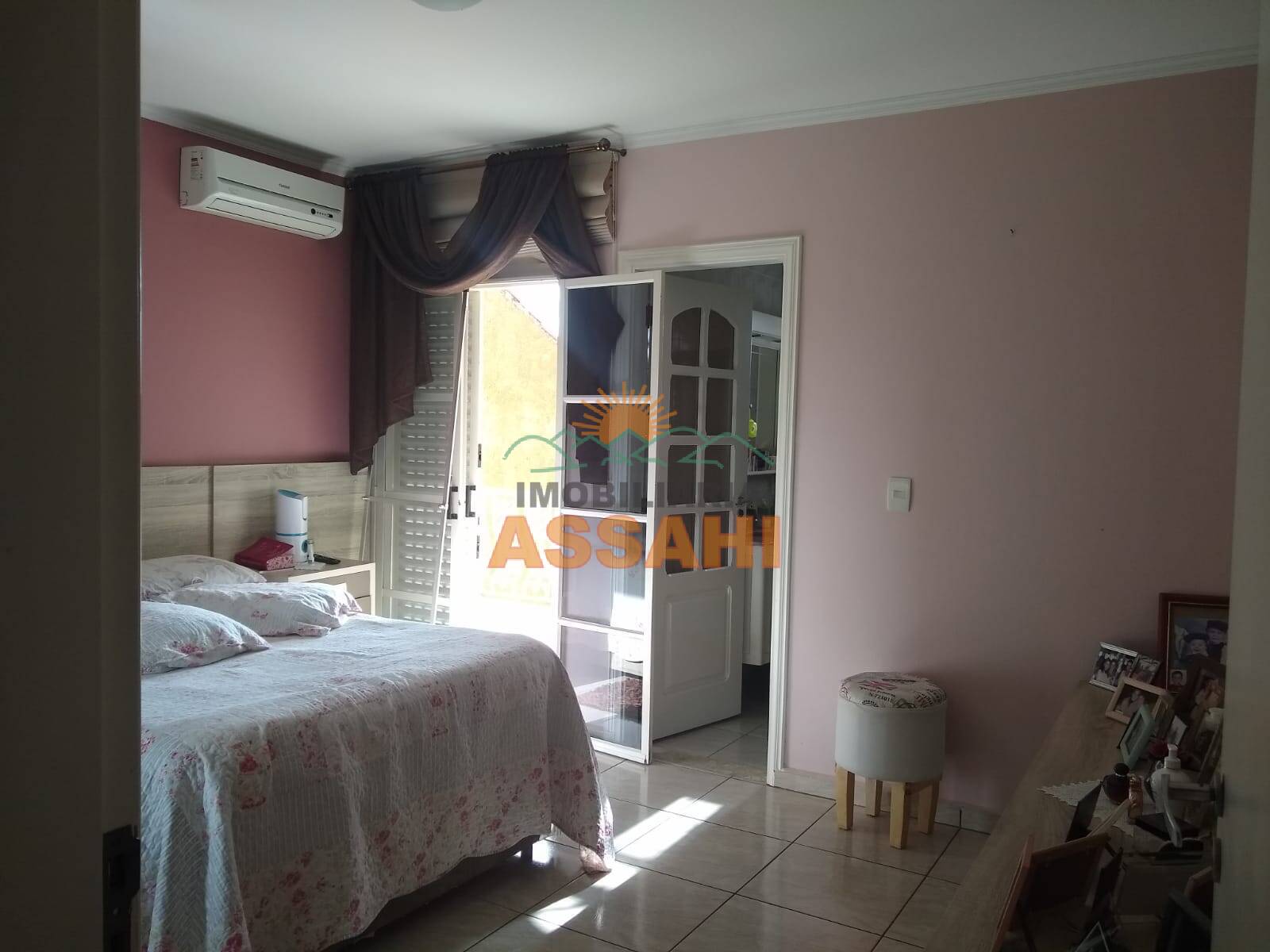 Casa à venda com 3 quartos, 250m² - Foto 12