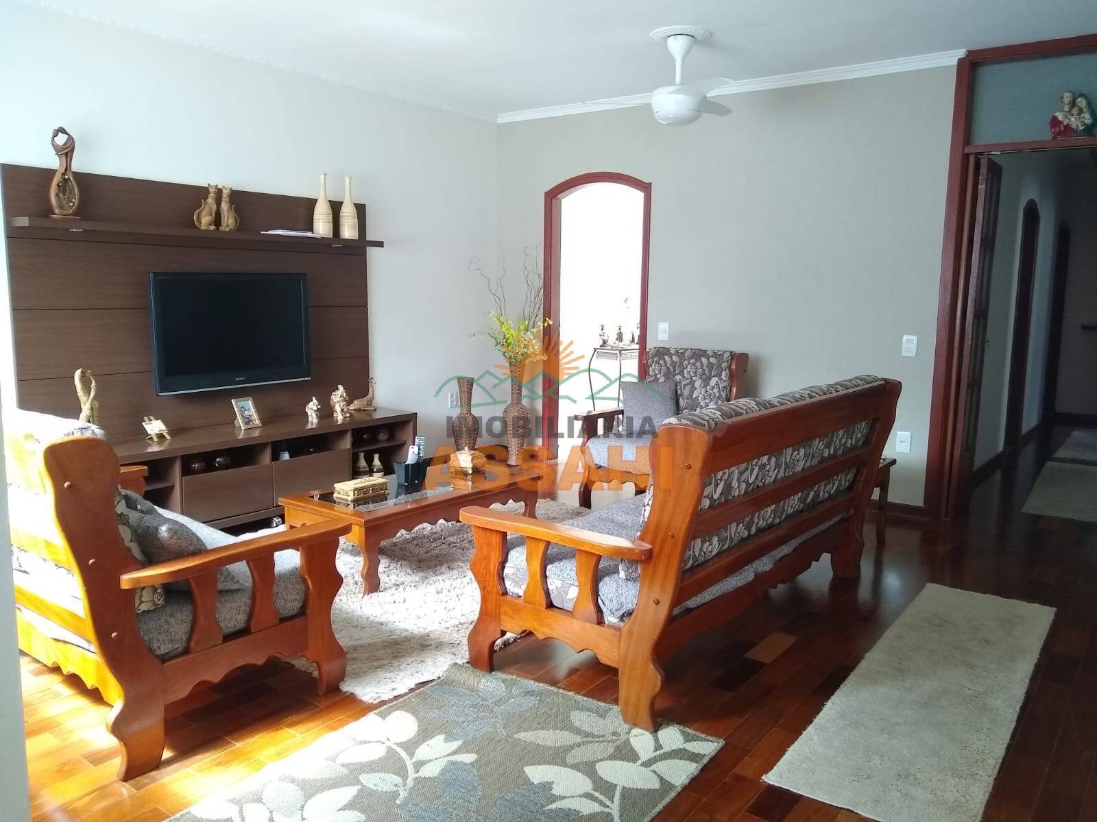 Casa à venda com 3 quartos, 250m² - Foto 7