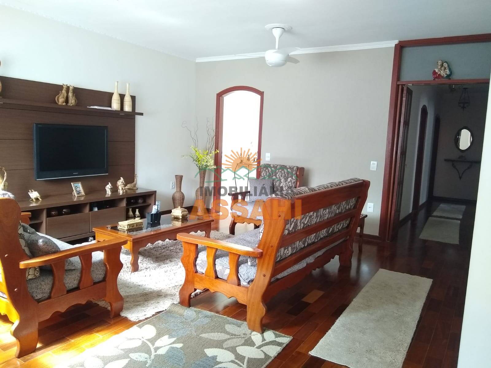 Casa à venda com 3 quartos, 250m² - Foto 6