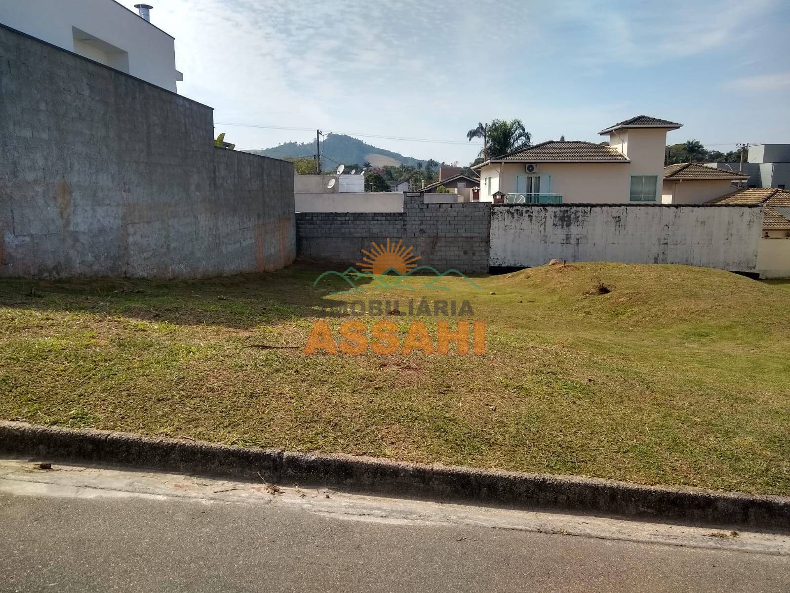 Terreno à venda, 300m² - Foto 1