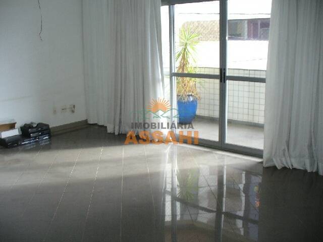 Apartamento à venda com 3 quartos - Foto 1